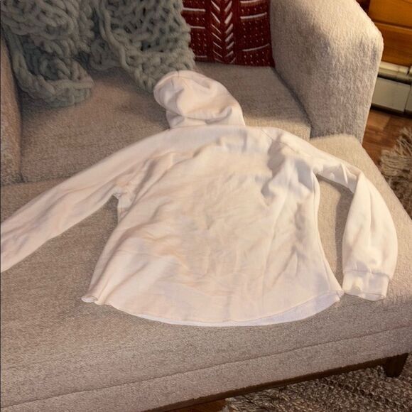 Mount Washington NH Resort Hoodie - Picture 12 of 12